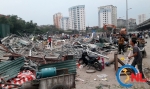 Nhiều nhà hàng, gara ôtô kiên cố trên vỉa hè Hà Nội bị phá dỡ
